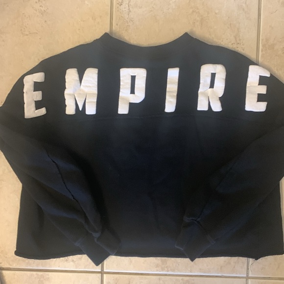 For sale! Star Wars Her Universe cropped Empire crew neck, size XS. - Picture 3 of 4